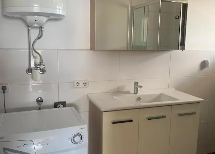 Mares Appartement Rovanjska